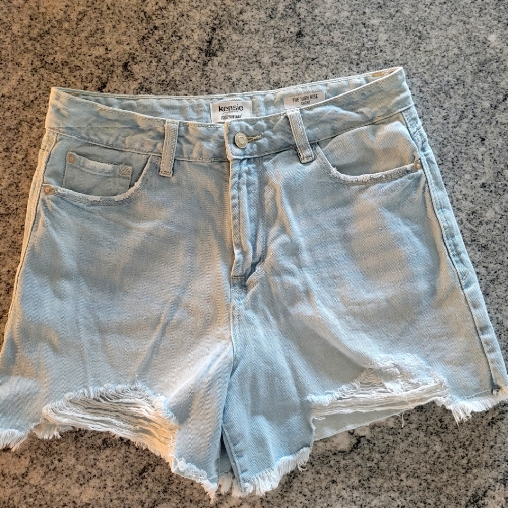 Kenzie Distress Shorts